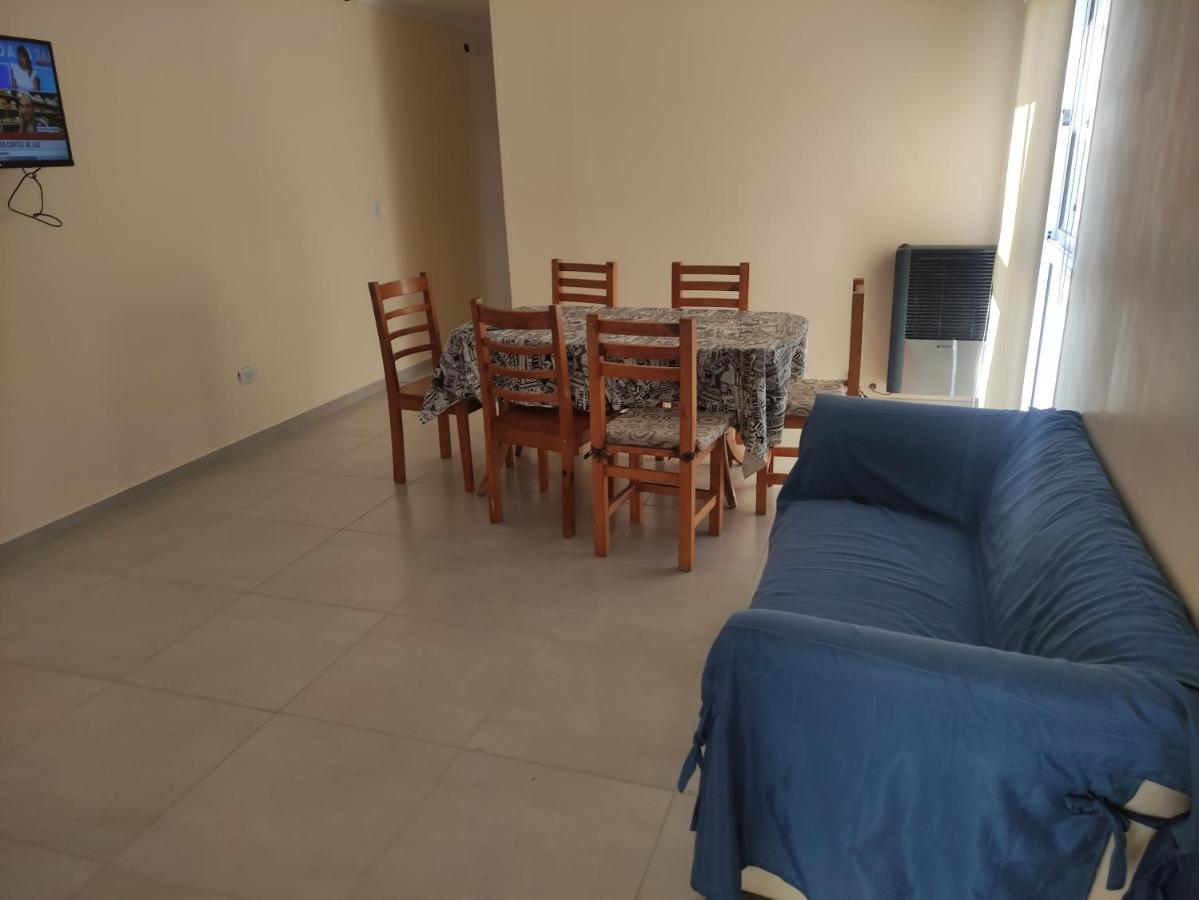 Belgrano 658 Nqn - Piso 1 Dto 1 Appartement Neuquén Buitenkant foto
